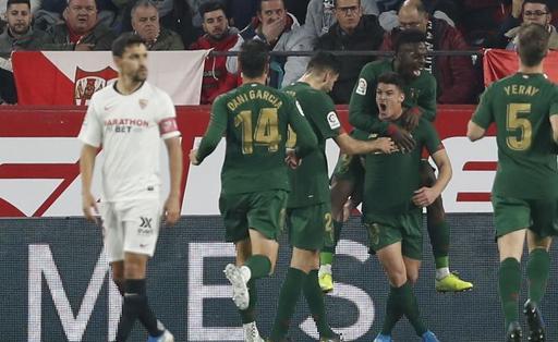 AC Milan Sports- 利物浦极限防守逼平拜仁  